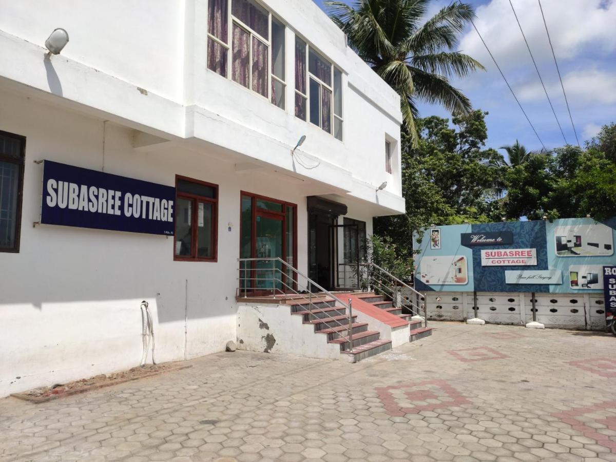 Subasree Cottage Tirunallar Exterior photo